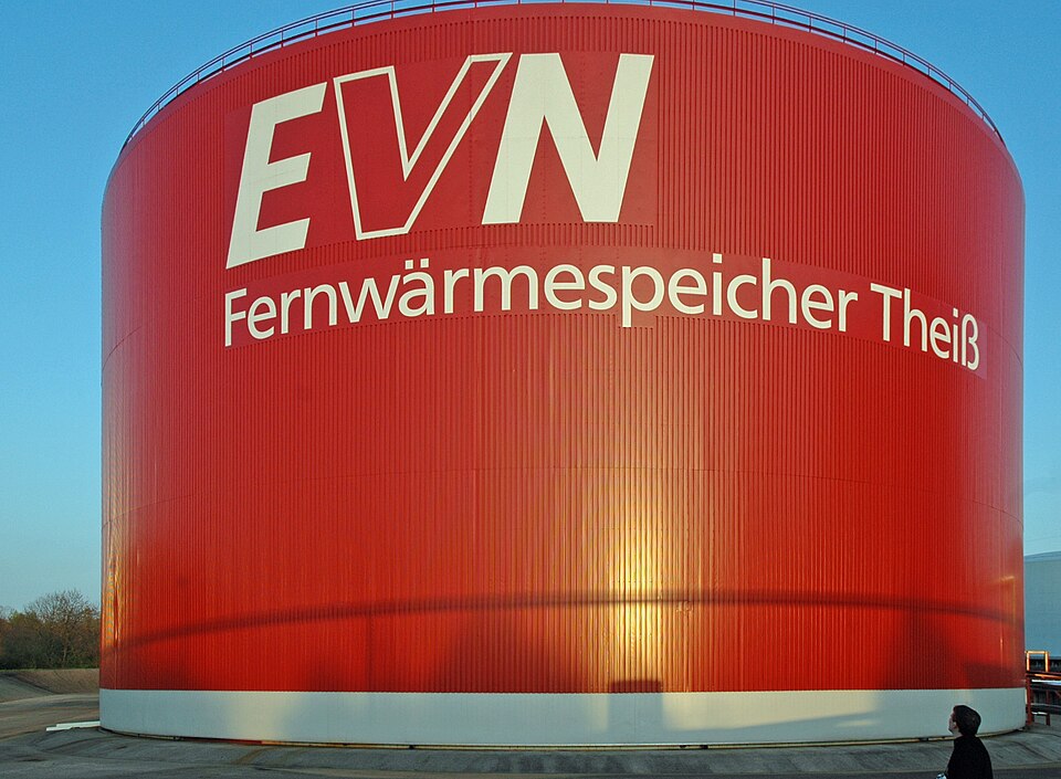 Thermal energy storage